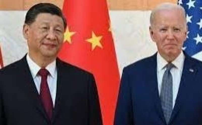 الرئيس الأمريكي بايدن والرئيس الصيني تشي
