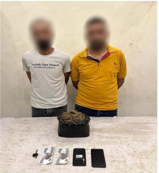 سقوط 4 أشخاص بينهم سيدة بحوزتهم 14 كيلو حشيش وهيدرو و673 قرص مخدر بالاميرية والسلام والشروق