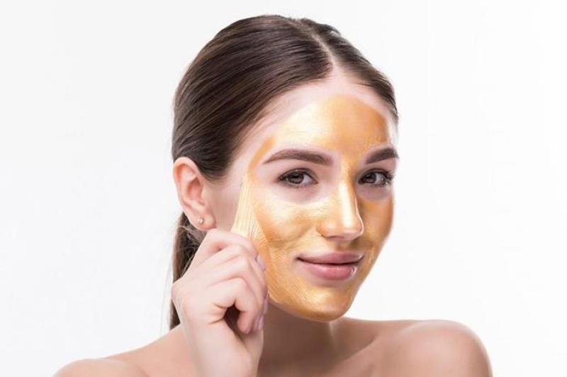  العلاجات الطبيعية إزالة الشوائب وخلايا الجلد الميتة من بشرتك