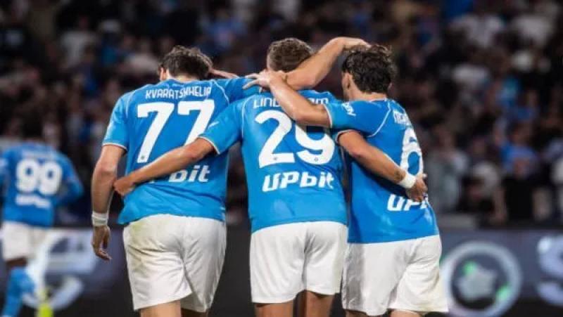 راسبادورى يقود هجوم نابولى أمام يونيون برلين بأبطال أوروبا