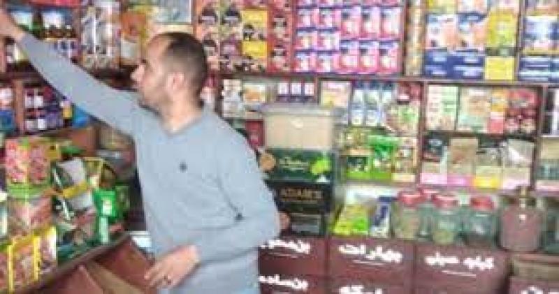 أحياء الإسكندرية: غلق 6 منشآت تجارية واعدام 960 كيلو مواد غذائية غير صالحة للاستهلاك الآدمي