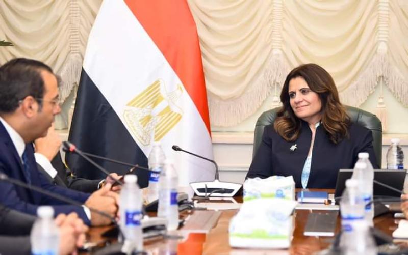 رئيس شباب المصريين بالخارج يلتقي وزيرة الهجرة لبحث الاستعدادات للانتخابات الرئاسية 2024