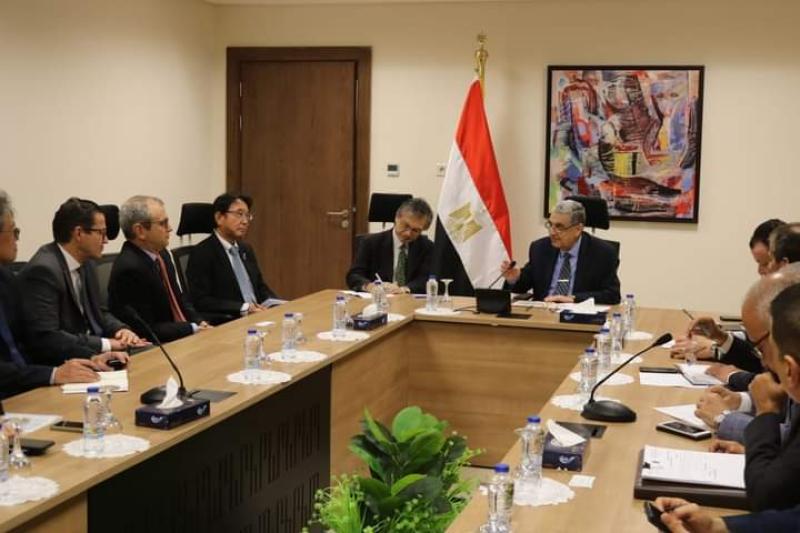 وزير الكهرباء يستقبل سفير اليابان بالقاهرة لبحث سبل التعاون في مجال الطاقة