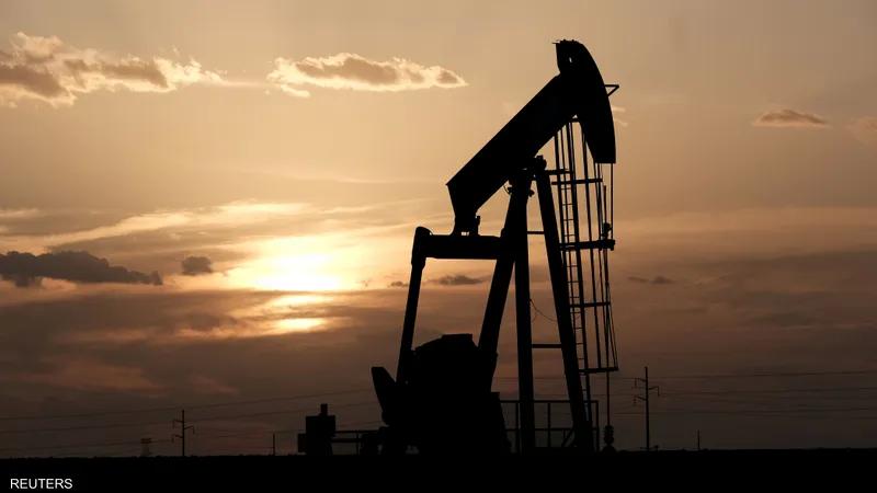 قفزة سريعة في أسعار النفط العالمية بنسبة 4٪