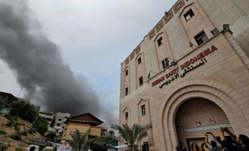 العدوان الاسرائيلي يواصل جرائمه في غزة لليوم الخامس والاربعين ويستهدف اقتحام المستشفى الاندونيسي