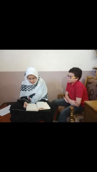 مصطفى يوسف لطيف طالب إعدادى  يختم سرد القرآن الكريم فى 8 ساعات ببنى سويف