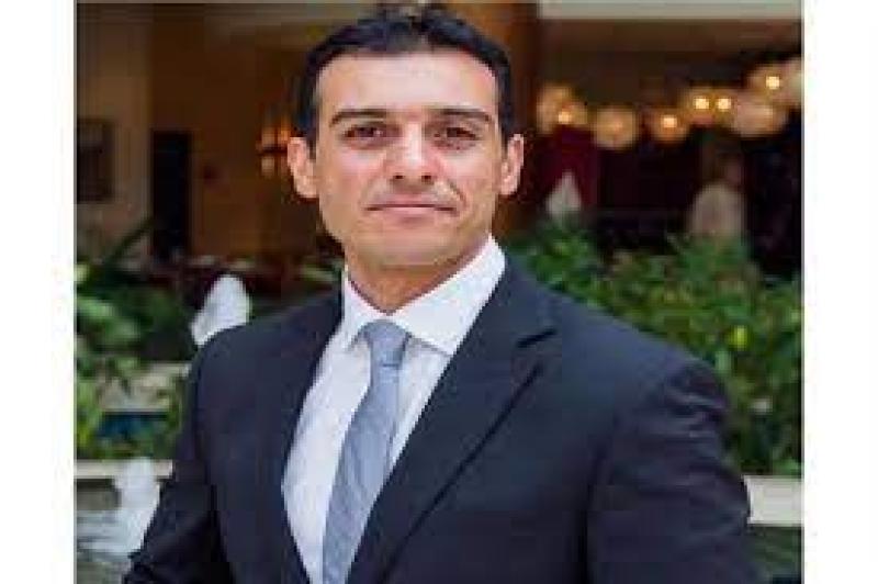 الدكتور إسلام عنان أستاذ اقتصاديات الصحة وعلم انتشار الأوبئة بجامعة مصر الدولية