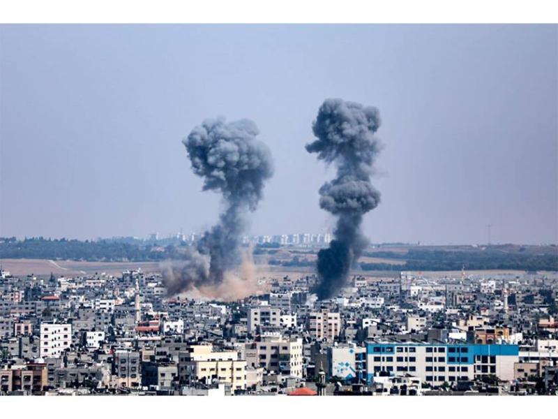 وفا: الكارثة الإنسانية بغزة تتعمق ومليوني شخص يعيشون تحت القصف