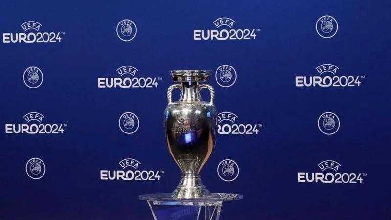 بعد قرعة يورو 2024.. مواجهات قوية في دور المجموعات لكأس الأمم الأوروبية