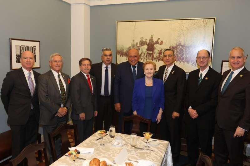 وزير الخارجية يشارك في إفطار عمل مع مجموعة أصدقاء مصر بالكونجرس الأمريكي