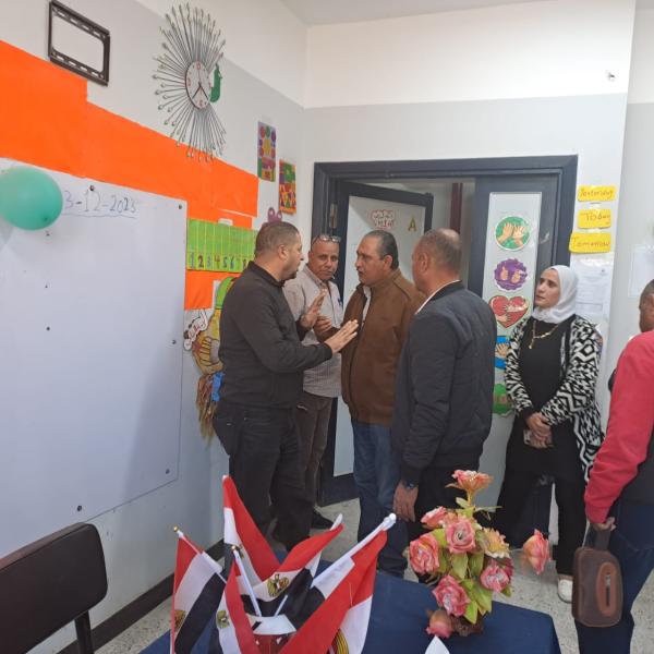 سكرتير مساعد البحيرة يتفقد مقرات انتخابية بالدلنجات استعدادا للانتخابية الرئاسية