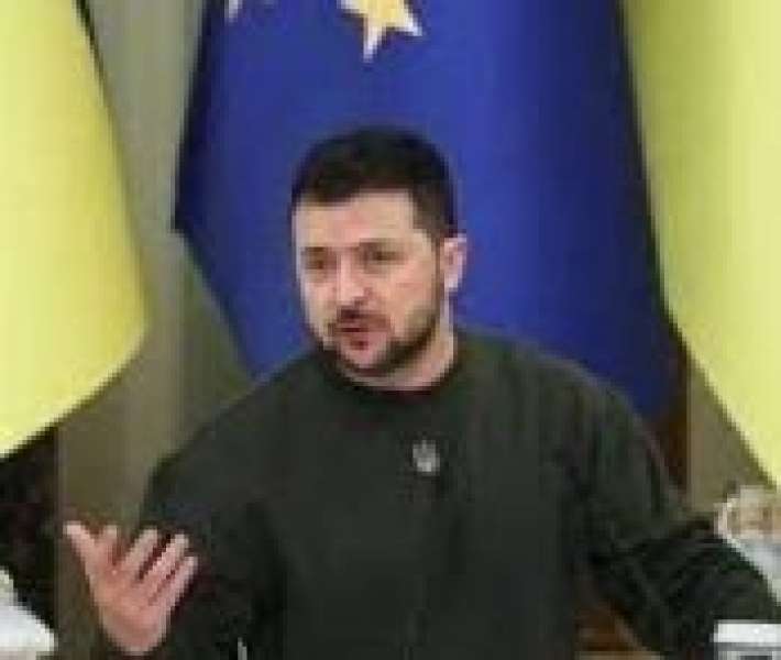 الرئيس الأوكراني زيلينسكي 
