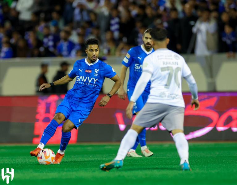 مباراة الهلال والطائي