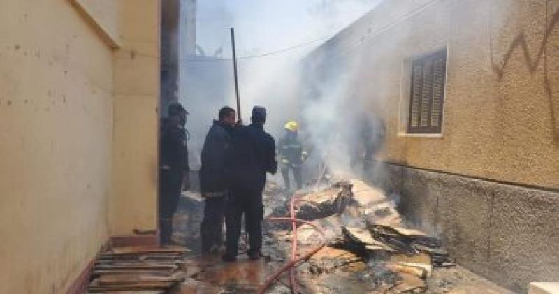 بالأسماء.. إصابة 4 أشخاص إثر حريق ضخم التهم شقة في أسوان