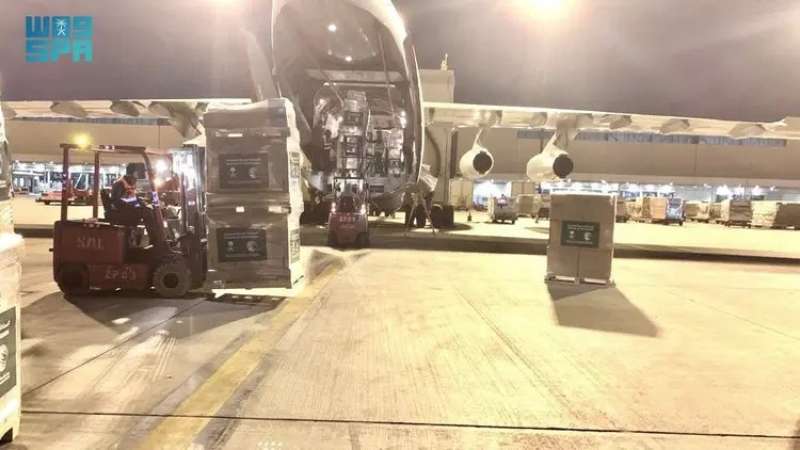 مغادرة طائرة المساعدات السعودية الـ28 لإغاثة الشعب الفلسطيني في قطاع غزة