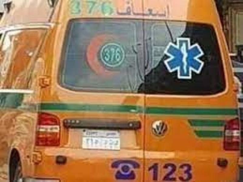 مصرع وإصابة 5 أشخاص في حادث تصادم سيارتين بسوهاج