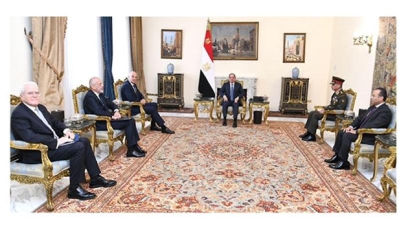 الرئيس السيسى يؤكد اعتزاز مصر بالعلاقات الخاصة والتاريخية مع اليونان