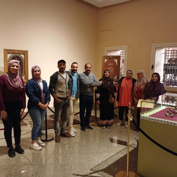 متحفي المركبات الملكية و جاير اندرسون يحتفلان باليوم العالمي للغة العربية