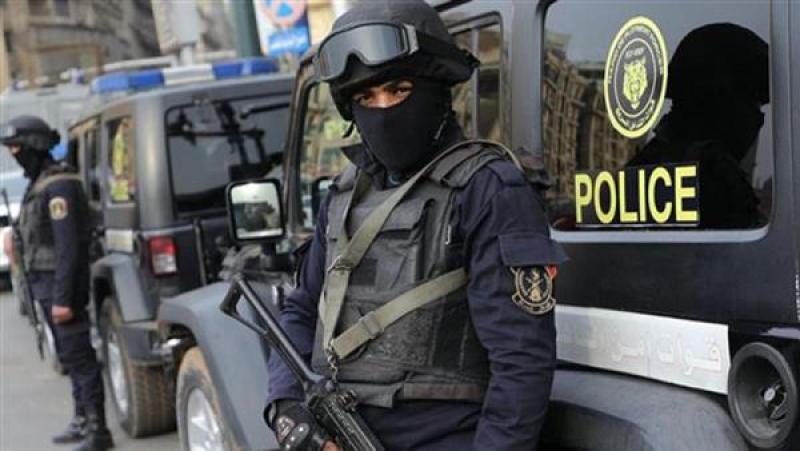 ضبط 13 شخصا كونوا تشكيلات عصابية لسرقة السيارات والمنازل بالقاهرة