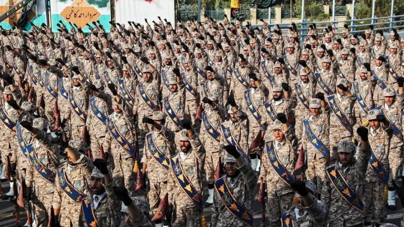 لماذا هدد الحرس الثوري الايراني بأغلباق مضيق جبل طارق والبحر المتوسط ؟