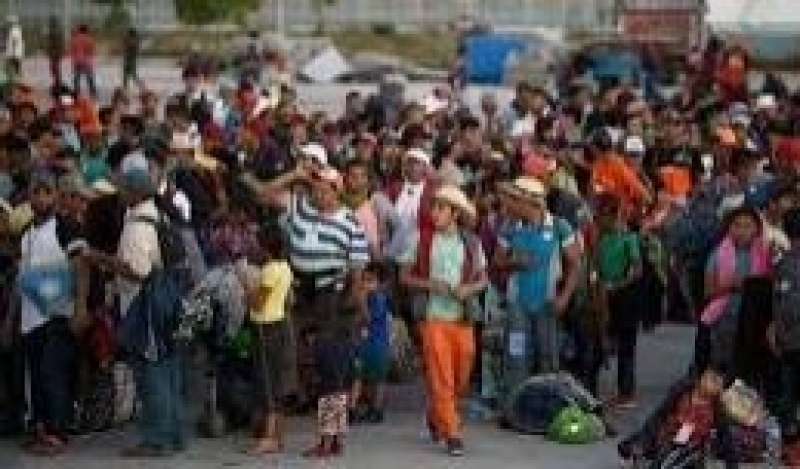 300 ألف مكسيكي يعبرون الحدود الأمريكية بشكل غير شرعي خلال ديسمبر