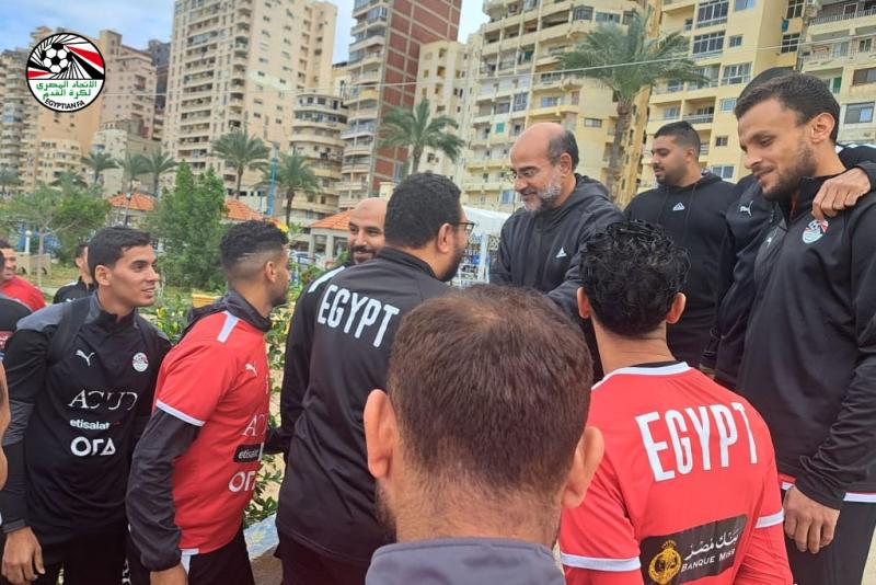 عامر حسين مع منتخب مصر لكرة القدم الشاطئية