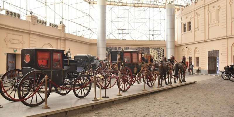 معرض أثري مؤقت بمتحف المركبات الملكية  لقطع مهداة من المجر