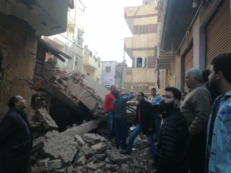 انهيار منزل تحت الإنشاء دون خسائر بشرية بمدينة منوف