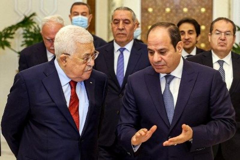 الرئيس الفلسطيني يصل القاهرة غدا.. فما أسباب الزيارة؟