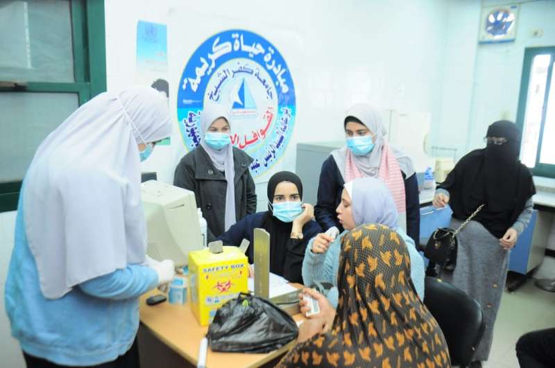 جامعة كفر الشيخ تطلق قافلة طبية بقرية الروضة ضمن المبادرة الرئاسية ”حياة كريمة”