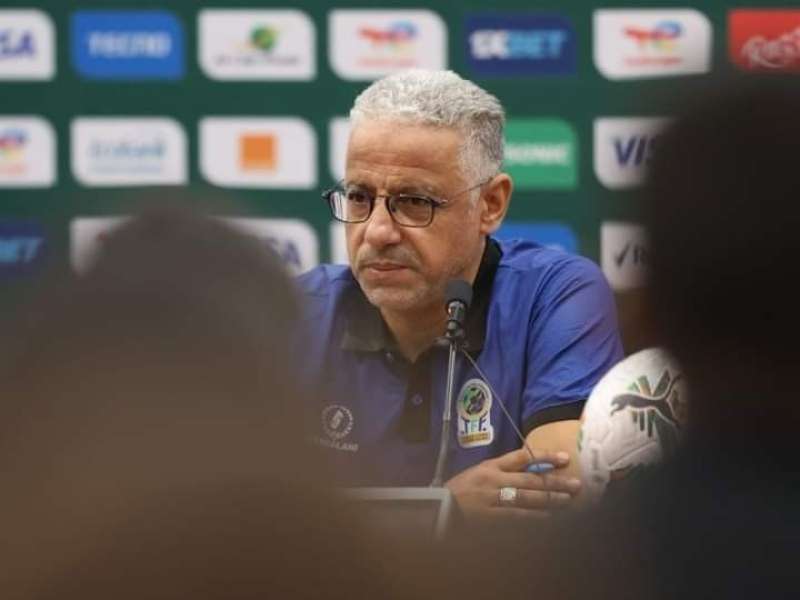 الكاف يقرر إيقاف مدرب تنزانيا عادل عمروش 8 مباريات بعد تصريحاته ضد الاتحاد المغربى