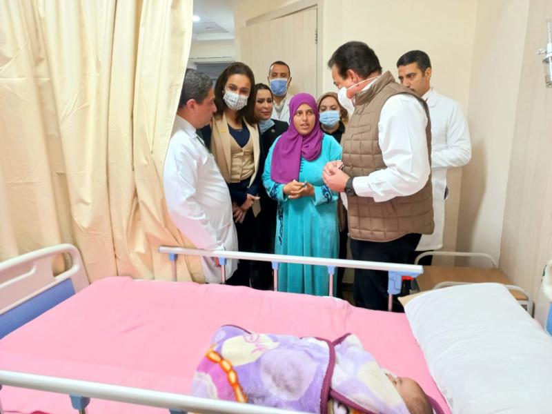 وزير الصحة يتفقد مستشفى كوم حمادة التخصصى للوقوف على الخدمات المقدمة للمرضى