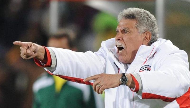 حسن شحاته : الاتحاد المصري يتعاقد مع مدربين دون المستوى