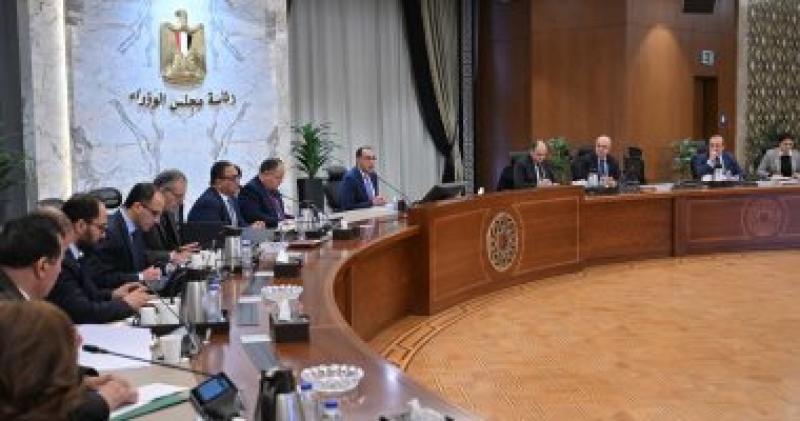 رئيس الوزراء يؤكد دعم الصناعة الوطنية وثقته الكاملة فى قدرات الصناعة المصرية