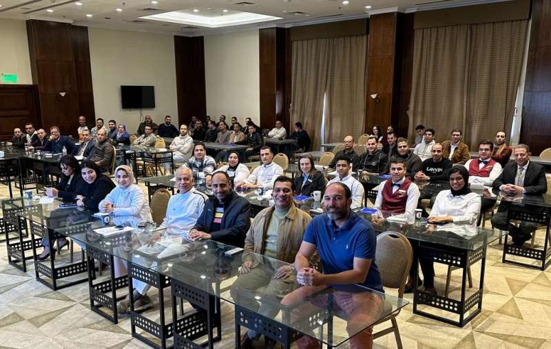 برنامج تدريبي لعدد من العاملين بالمنشآت الفندقية والسياحية بالإسكندرية عن صحة وسلامة الغذاء
