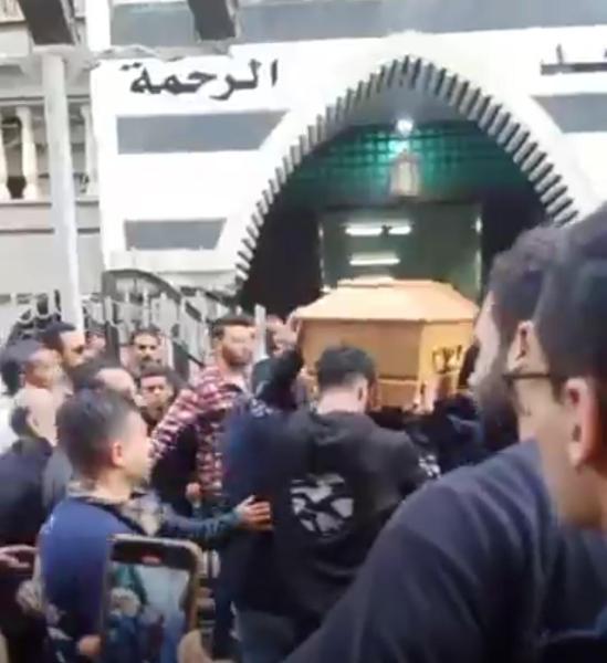 المئات يشيعون جثمان مريم مجدي من مسقط رأسها بشربين