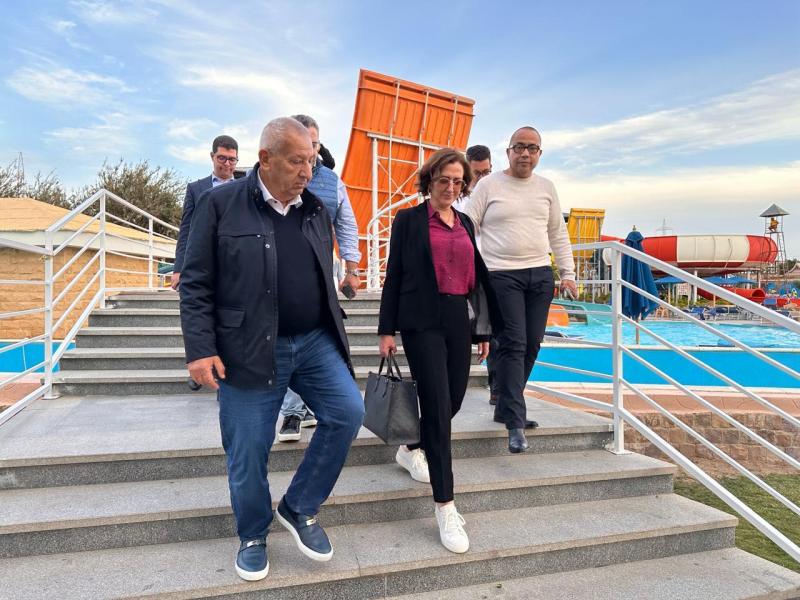 وزيرة السياحة المغربية تزور مدينة نيفرلاند الترفيهية بالغردقة