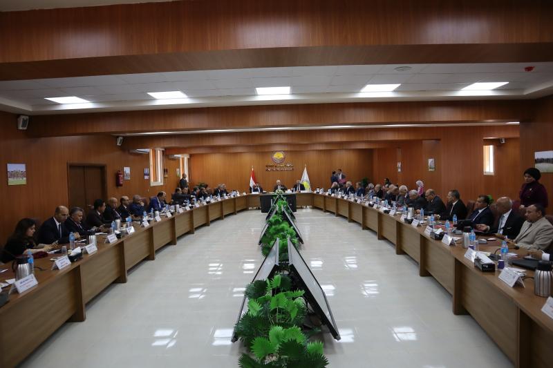 جامعة أسيوط تشارك في اجتماع المجلس الأعلى للجامعات بجامعة الوادي الجديد