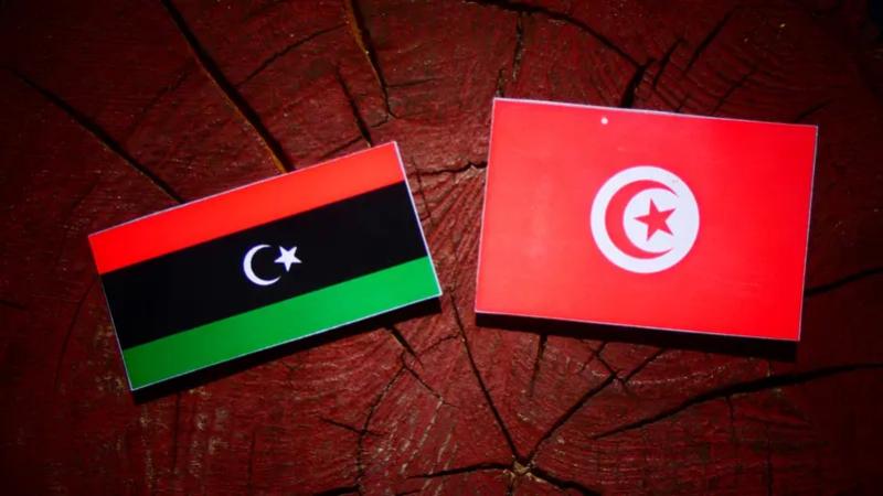 لماذا رفضت تونس عقد اجتماعا ليبيبا لبحث تشكيل الحكومة علي اراضيها ؟