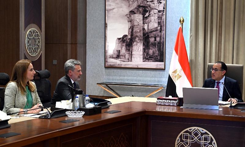 رئيس الوزراء: نحرص على تذليل التحديات أمام الشركات الإيطالية الراغبة في الاستثمار بمصر في القطاعات المُستهدفة