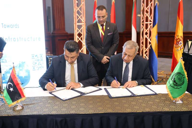 معهد تدريب الموانئ يوقع اتفاقتين تعاون مع مصلحة الموانئ  بدولة ليبيا والثانية مع المجتمع المينائى بجيبوتى