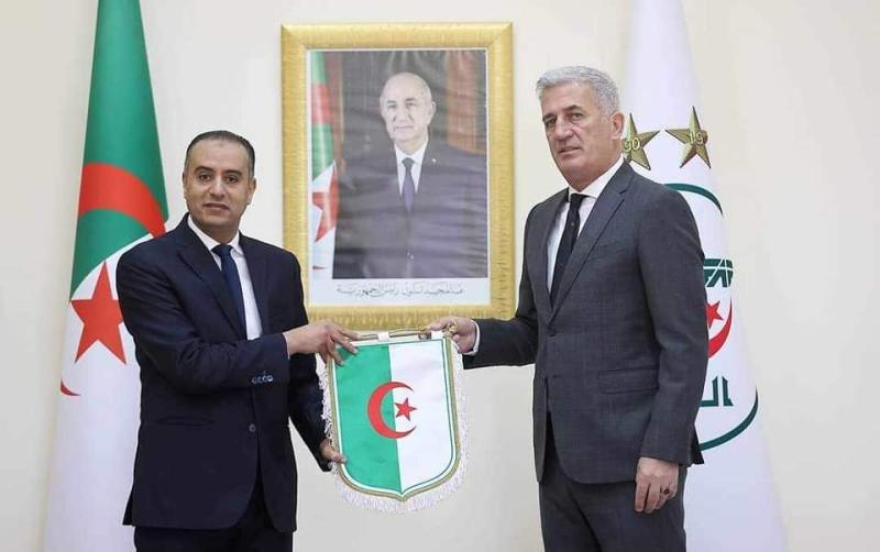 بيتكوفيتش مديرًا فنيًا لمنتخب الجزائر حتى 2026