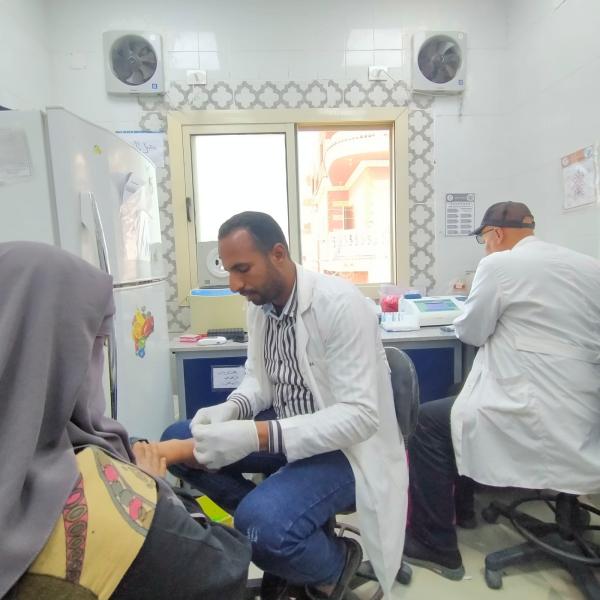 صحة الشرقية تقدم الخدمة لأكثر من ٢٧٠٠ مريض في القافلة الطبية بقرية النجيحي بصان الحجر