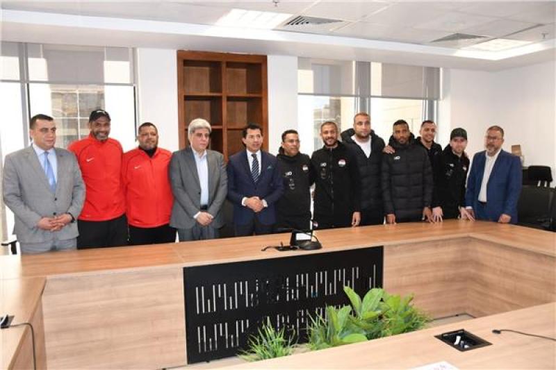 وزير الرياضة يلتقي منتخب مصر للصم لكرة القدم