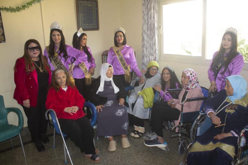 بالصور والفيديو..ملكات جمال العرب يطلقن حملة فاكرينك ياغالية لأمهات مصر