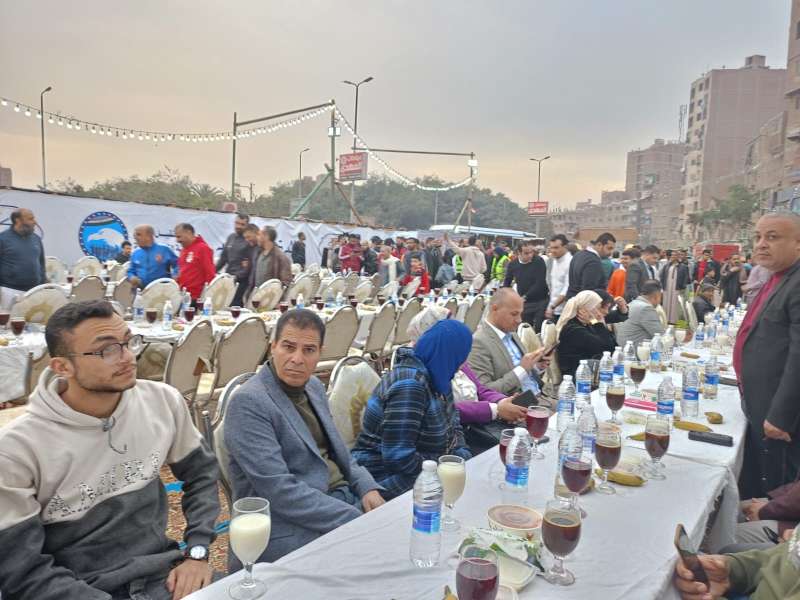 إفطار 8 الآف صائم بأكبر مائدة بمدينة الخصوص بسادس يوم من رمضان