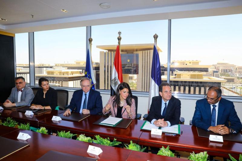 اتفاق بين مصر وفرنسا والاتحاد الأوروبي لاستكمال محطة معالجة مياه الجبل الأصفر بـ61.5 مليون يورو