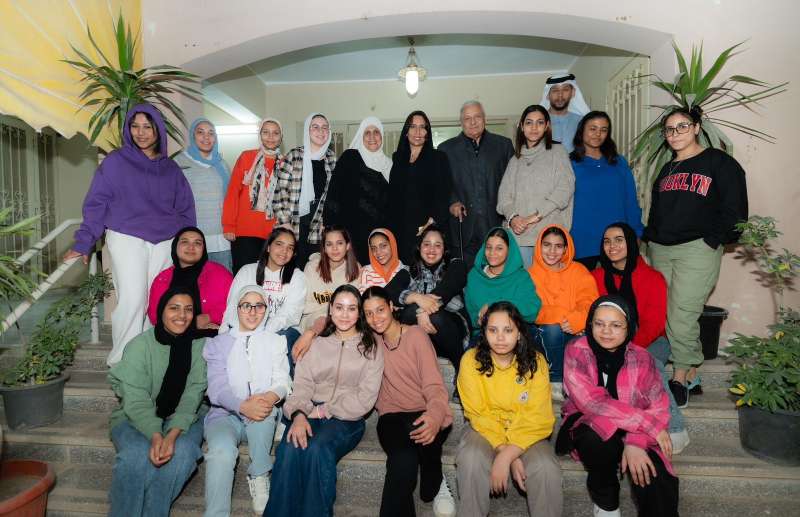سفارة الإمارات تنظم حفل افطار جماعي للفتيات الأيتام داخل مؤسسة لمسة امل الاجتماعية