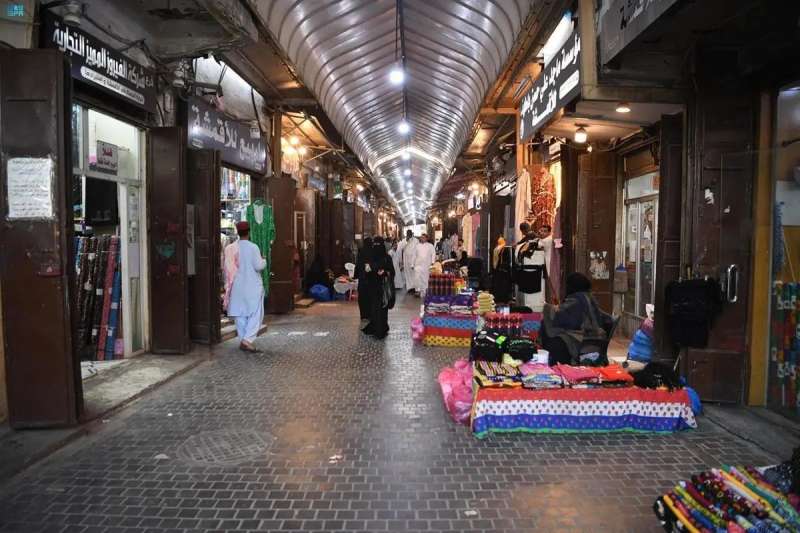 أسواق جدة الشعبية مقصد السائح في رمضان