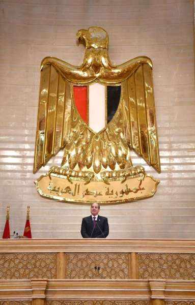 محافظ الفيوم يهنئ الرئيس السيسي على أداء اليمين الدستورية وبدء فترة رئاسية جديدة